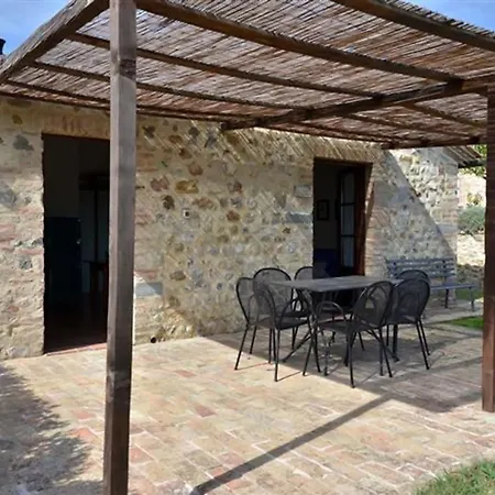Le Rocche Di 3* Valiano