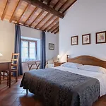 Le Rocche Di Lejlighedshotel 4*