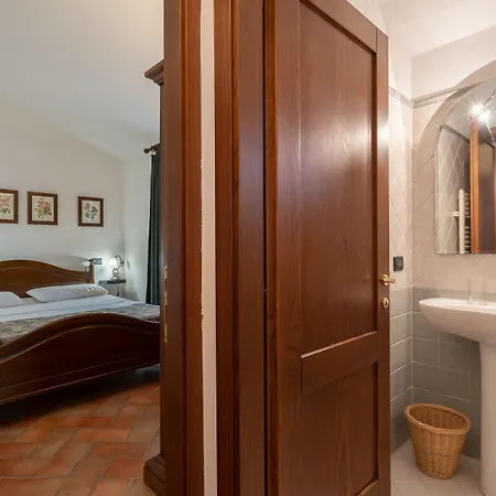 Le Rocche Di Aparthotel Valiano