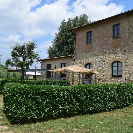 Le Rocche Di 4* Valiano