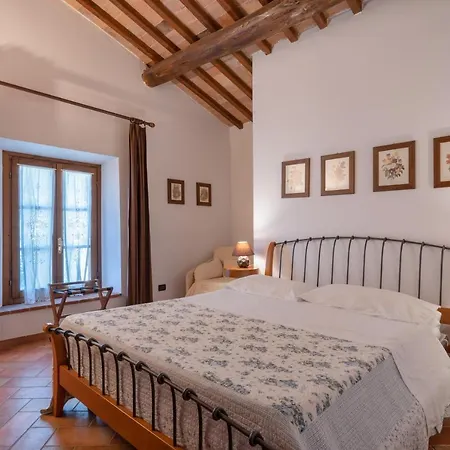 Le Rocche Di 4* Valiano